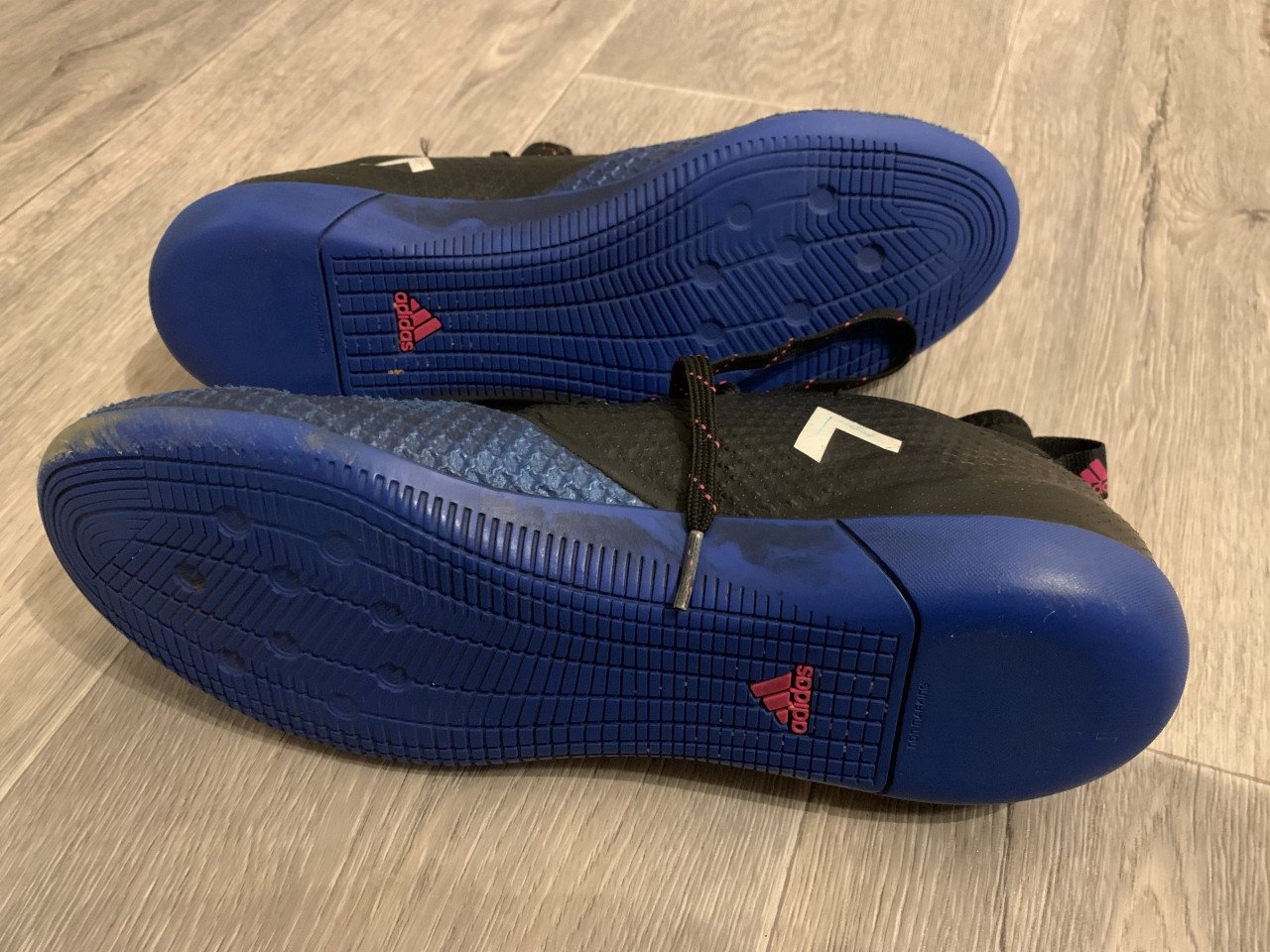 Zaalschoenen voetbal Adidas maat 42