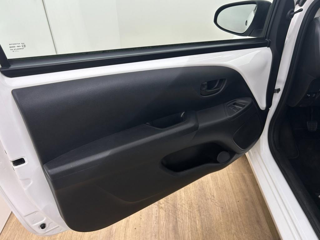 Citroen C1 occasion 1.0 e-vti live | wit | tweedehands citroen c1 | airco |