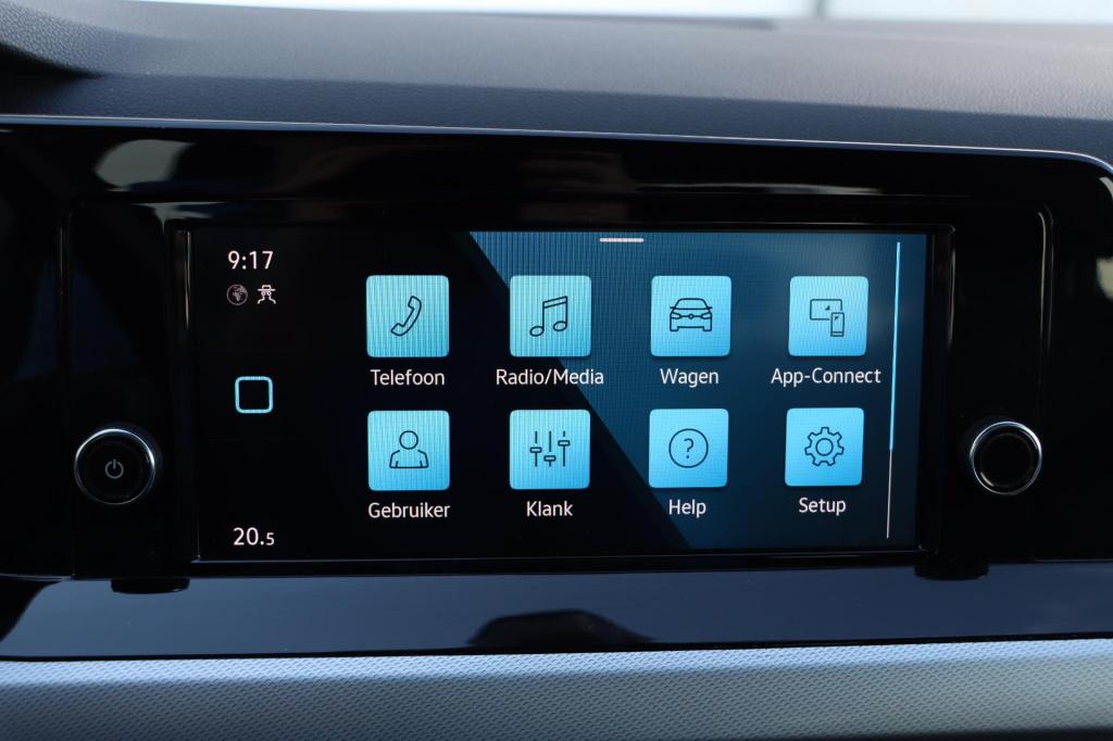 Volkswagen Golf 1.0 tsi life | app connect | parkeersensoren | climate cont