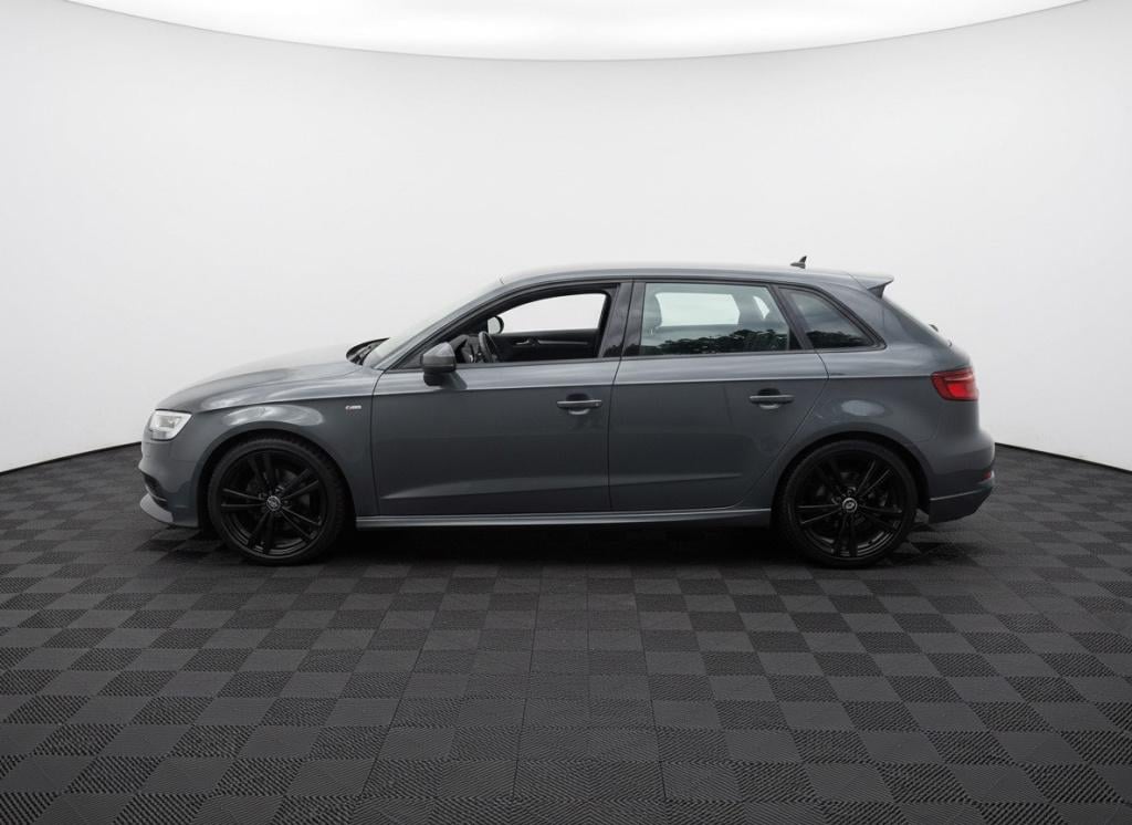 Audi A3 sportback 1.5 tfsi cod sport s line edition automaat