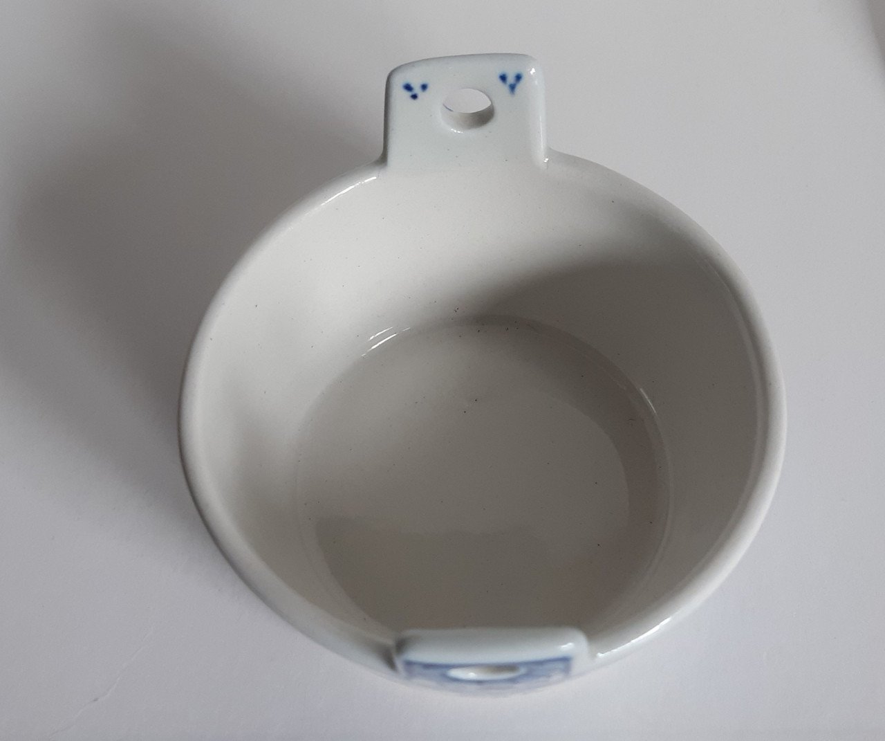Royal Delft de Koninklijke Porceleyne Fles kleine boterpot, handbeschilderd