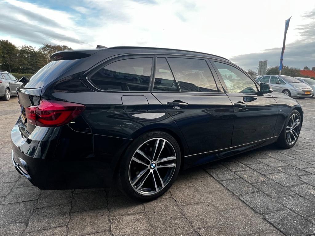 BMW 3-serie touring bmw 320i touring m sport automaat | pano | acc | leder 
