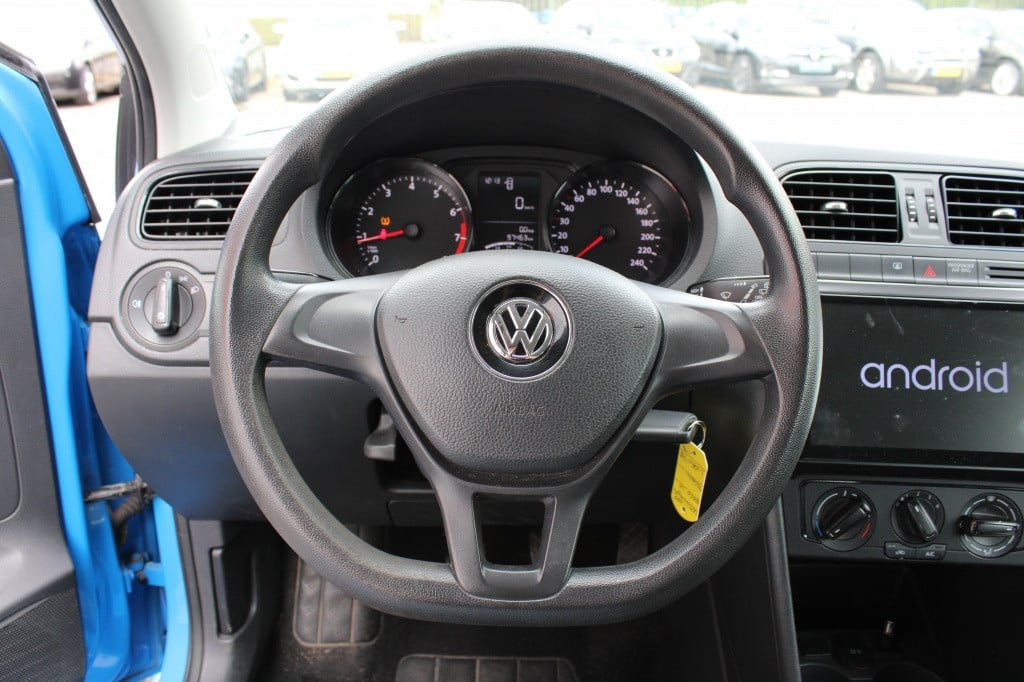 Volkswagen Polo 1.0