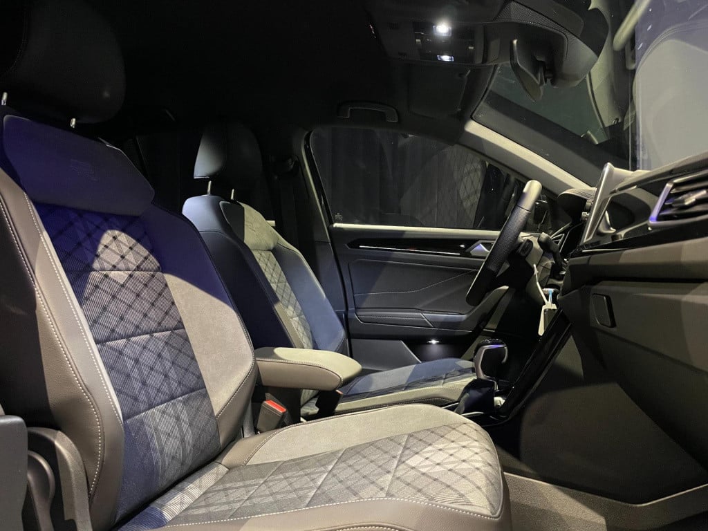 Volkswagen T-roc 1.5 tsi r-line business *keyless*elec.achterklep*camera*wi