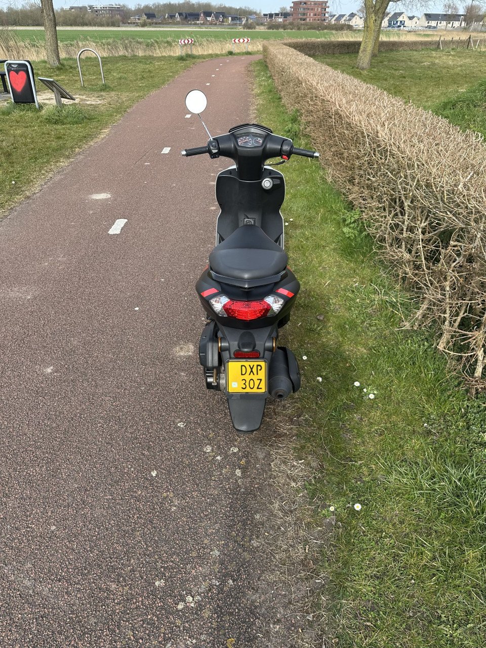 Scooter Peugot Kisbee TCR