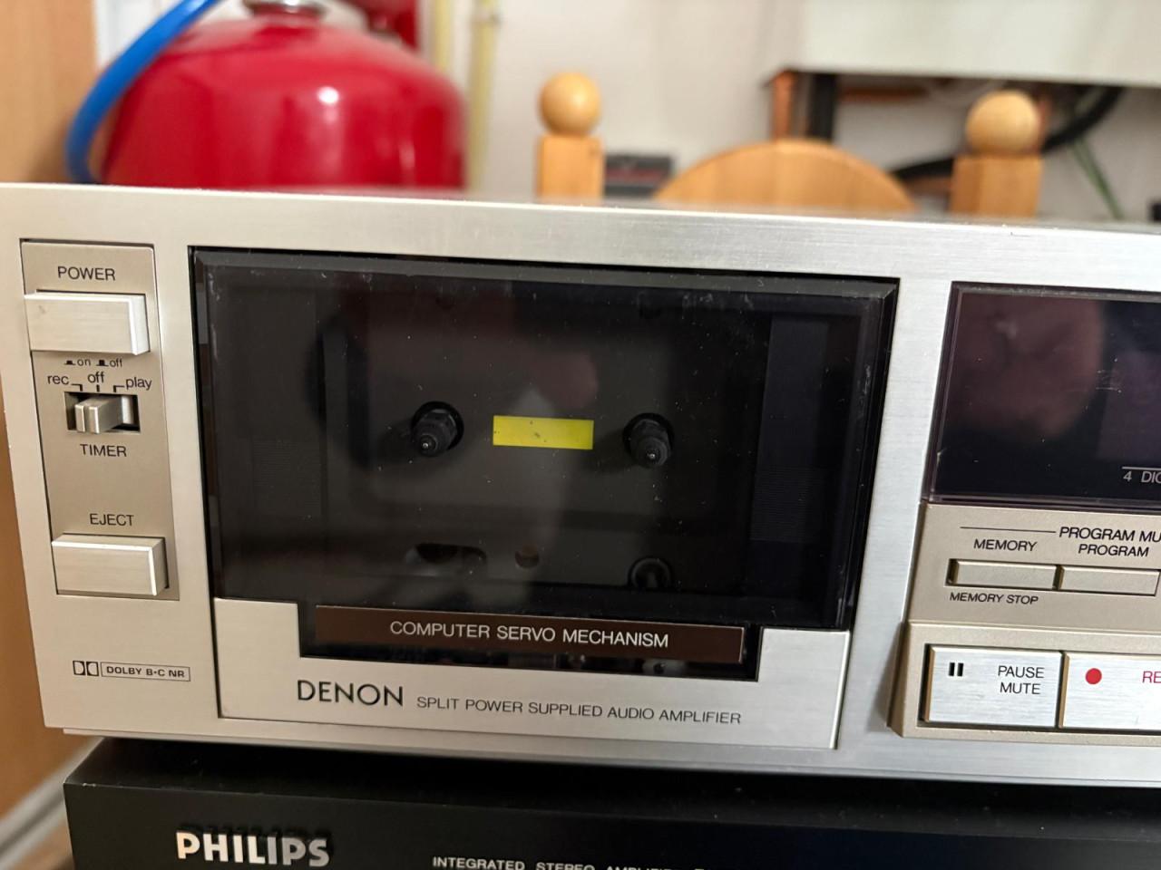 Denon DRM-11 cassette deck