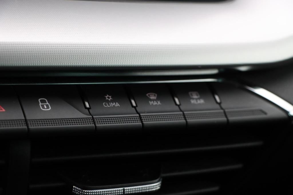 Skoda Octavia combi 1.4 tsi iv style 204pk dsg6