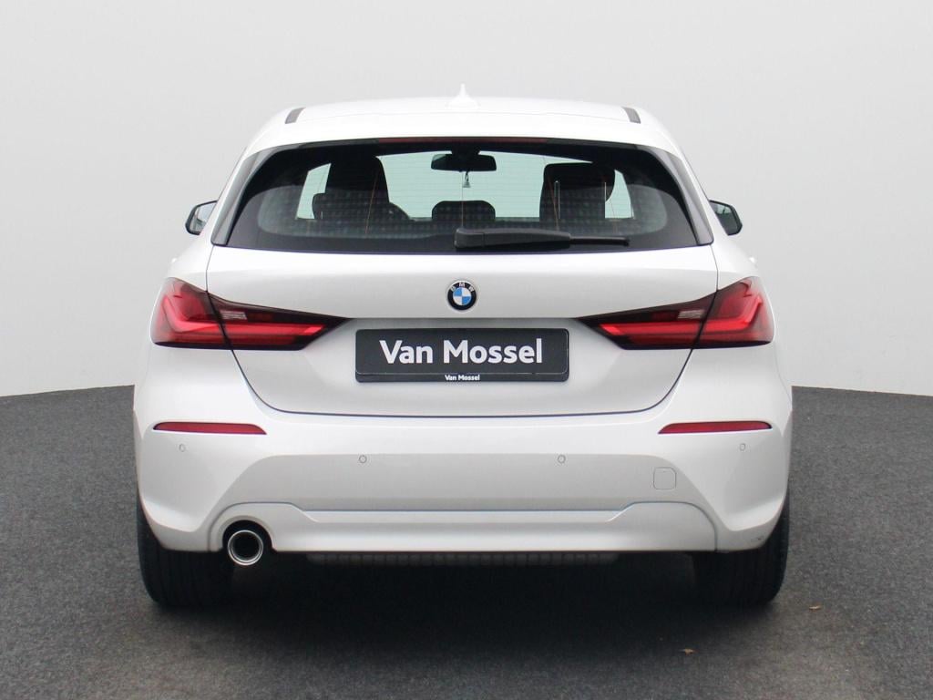 BMW 1 Serie 118i executive | navigatie | climate control | parkeer sensoren