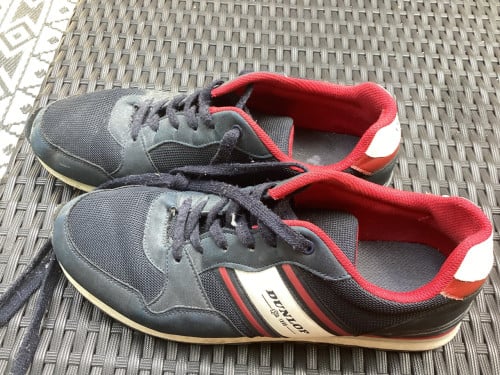 Gratis Herenschoenen maat 43 merk Dunlop en Timberland