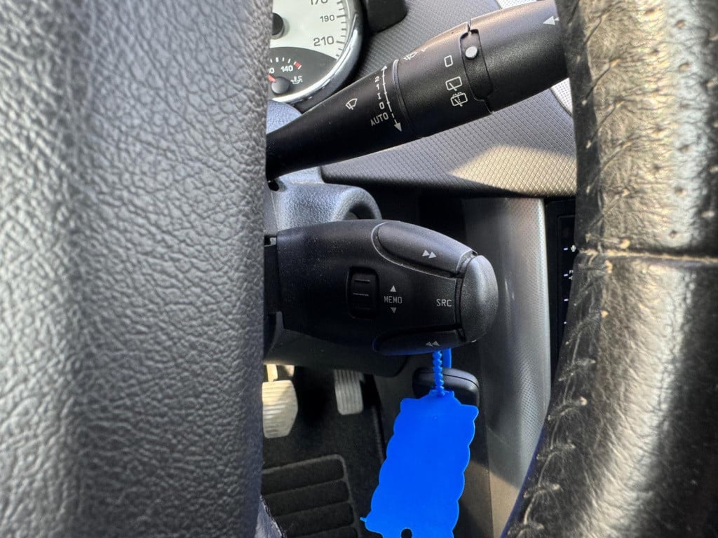 Peugeot 207 1.4-16v xr/130.000/vol jaar apk/airco/carplay