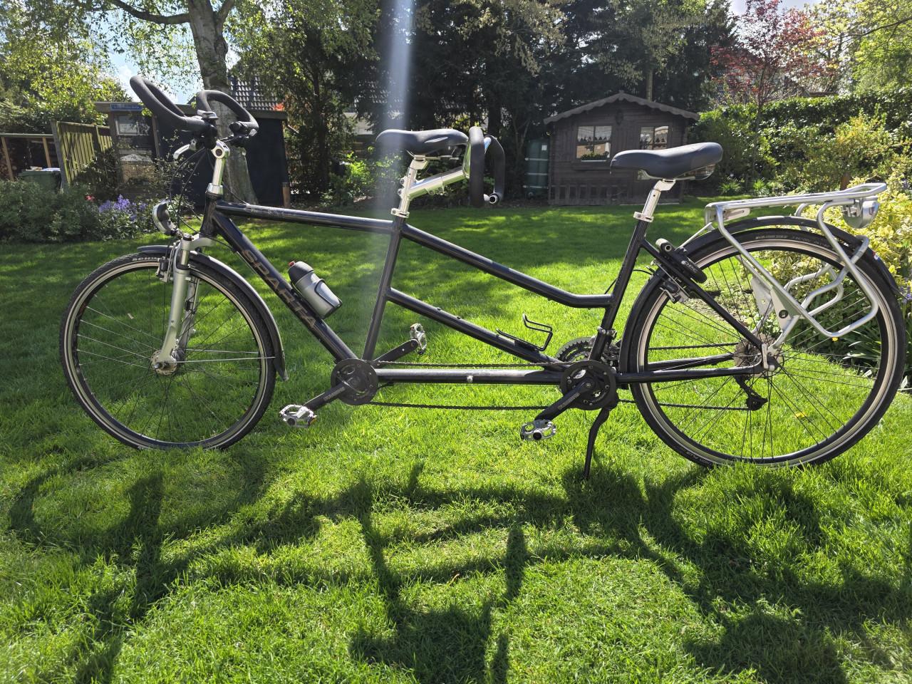 Goed onderhouden Sportieve tandem