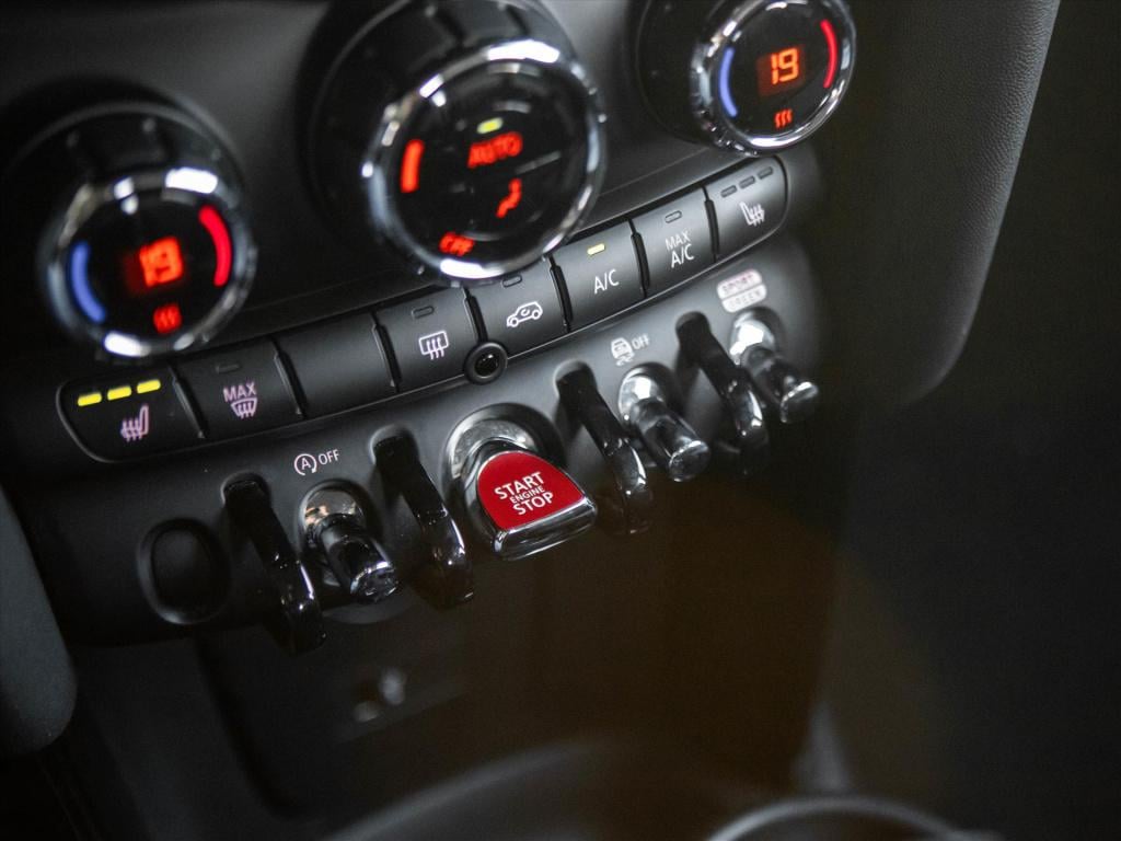 Mini 5-deurs mini (f55) 1.5 one business edition automaat | camera | naviga