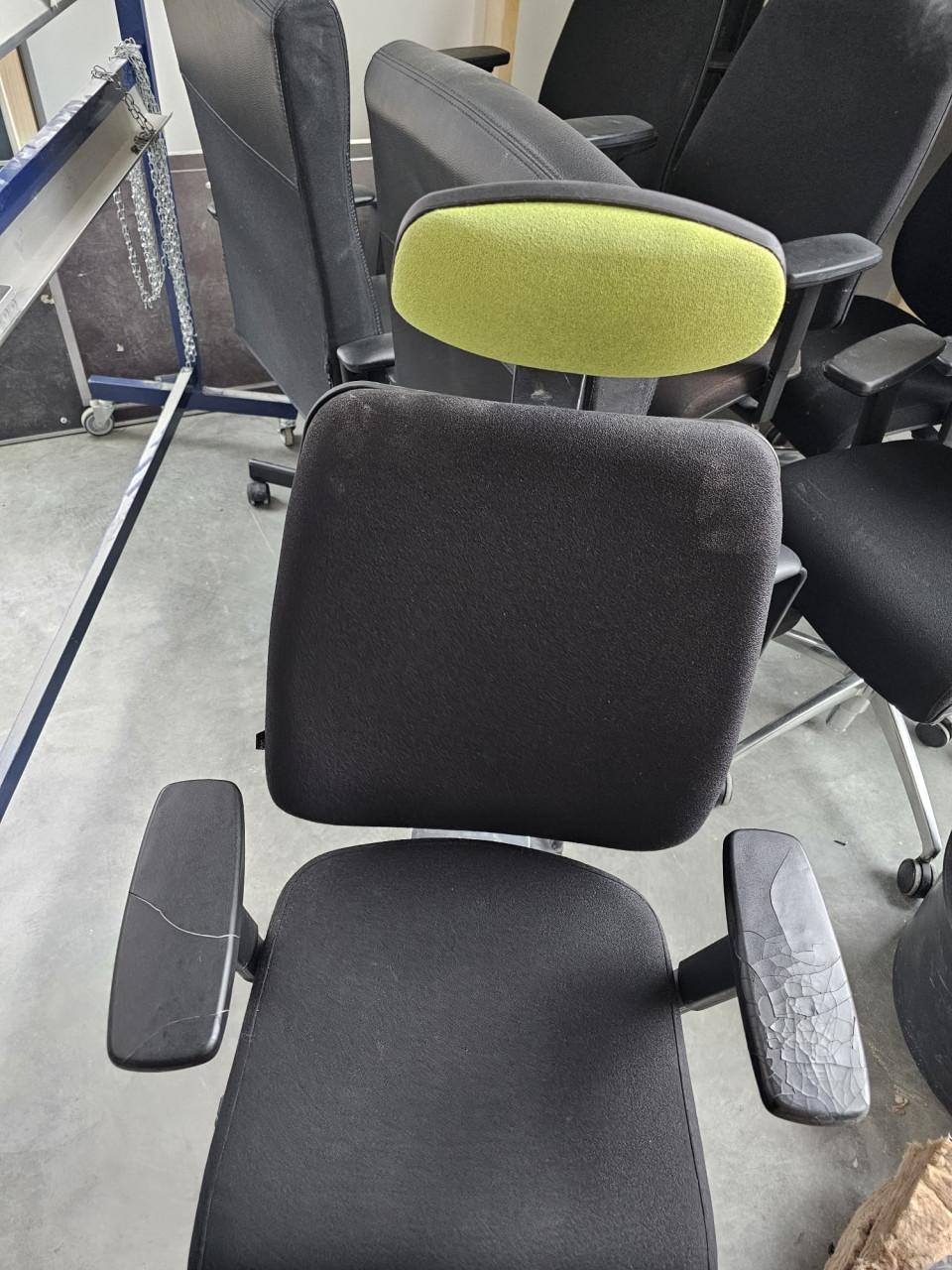 Gebruikte bureaustoelen (gratis af te halen)