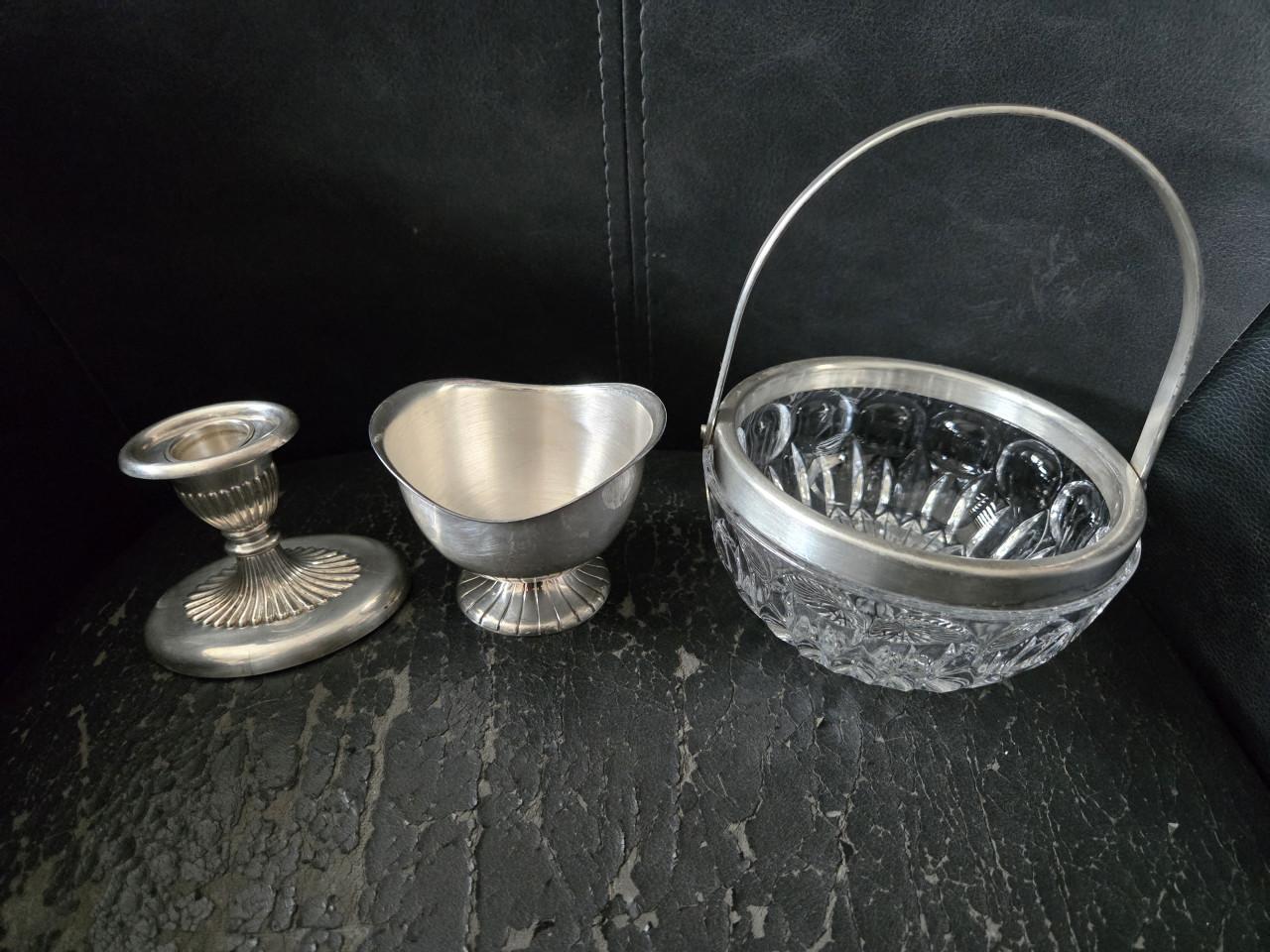 Voorjaarsopruiming Kleding, boeken en huishoudelijke spulletjes