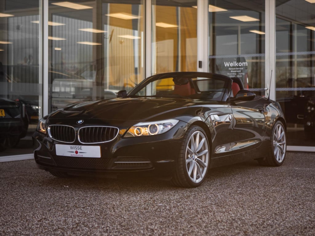 BMW Z4 sdrive23i 204pk executive | leder | stoelverwarming | navigatie | pd