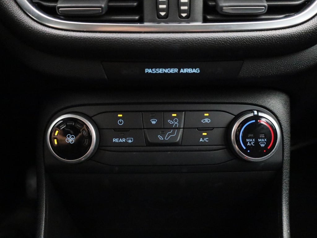 Ford Fiesta 1.1 trend | parkeer sensoren | airco | dab | bluetooth