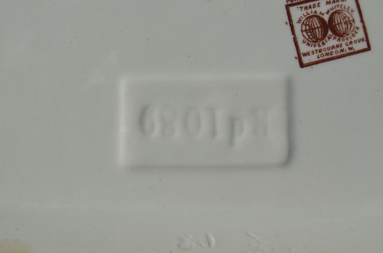 Fraaie aardewerk Engelse terrine in prima staat!