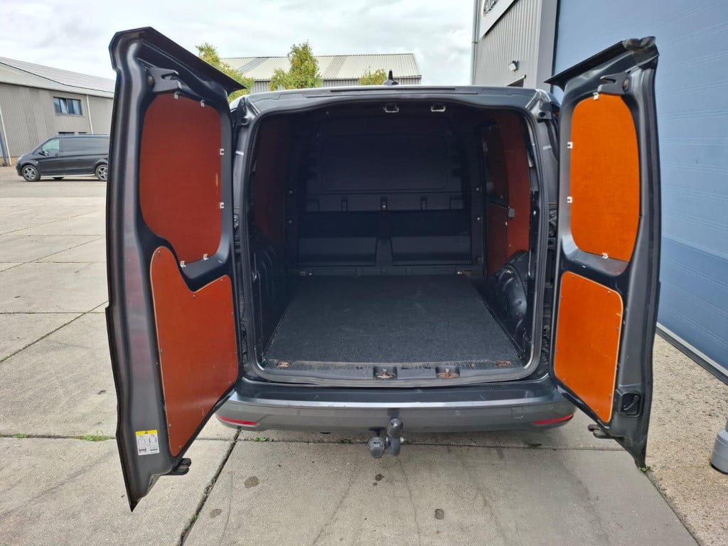 Volkswagen Caddy cargo 2.0 tdi style automaat / carplay / trekhaak / euro 6