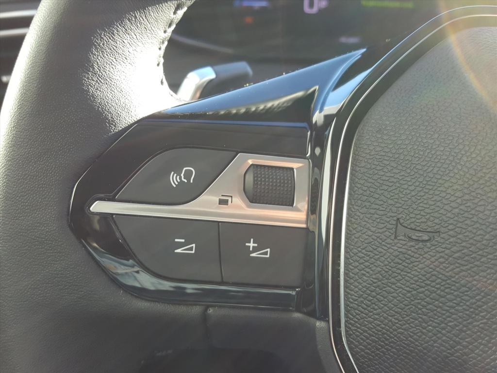 Peugeot 208 allure 1.2 mild-hybride 100pk automaat (e-dcs6) navigatie met a