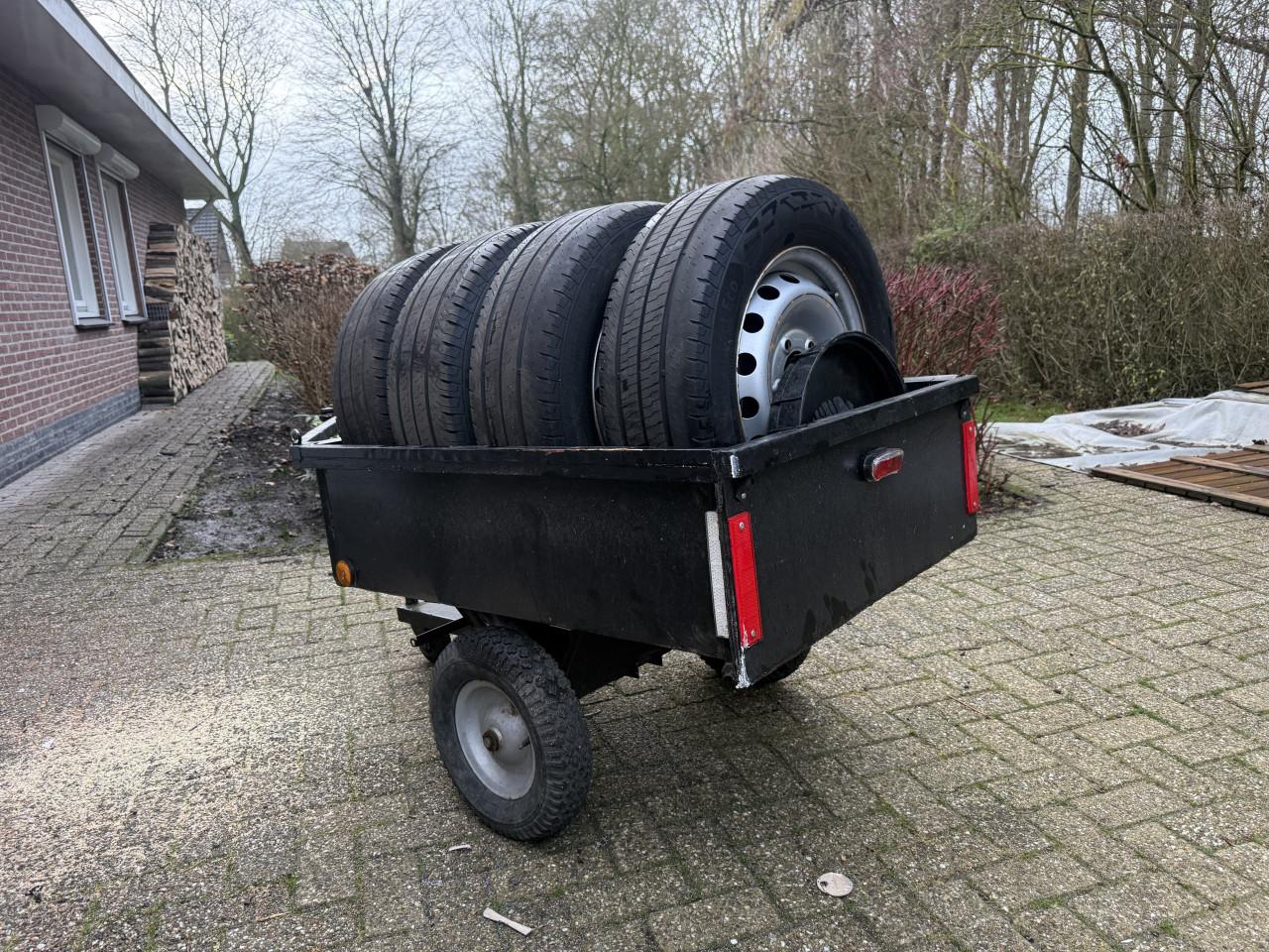 Banden Renault master velgen met banden