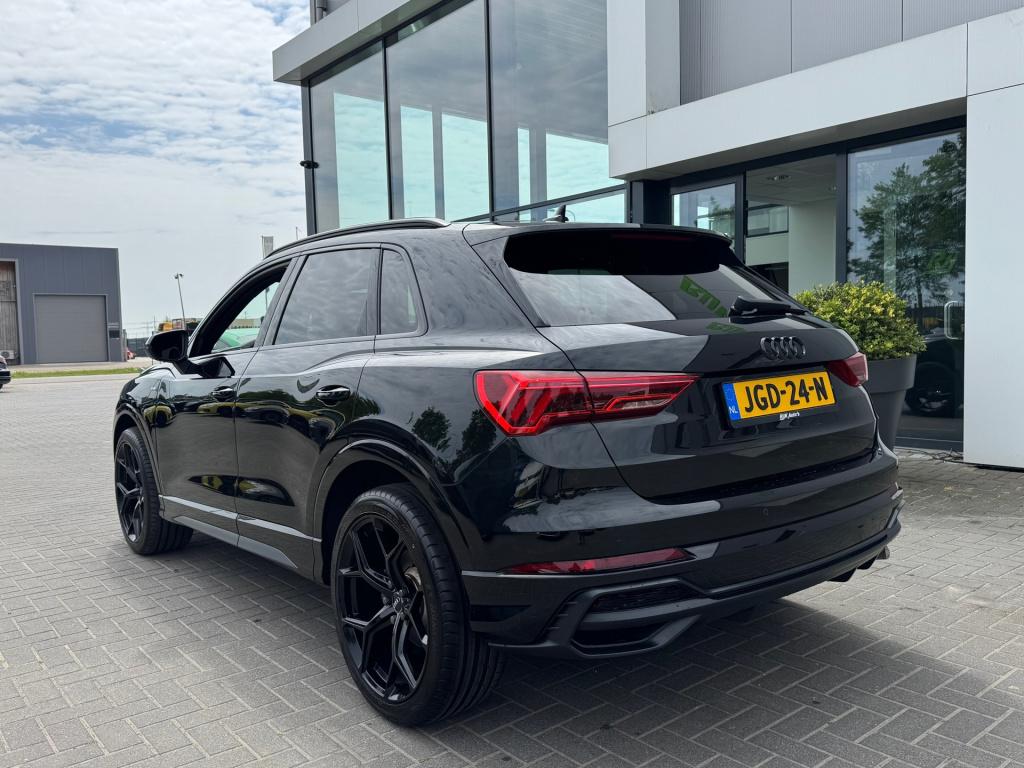 Audi Q3 35 tfsi 3x s-line * keyless * matrix led * carplay