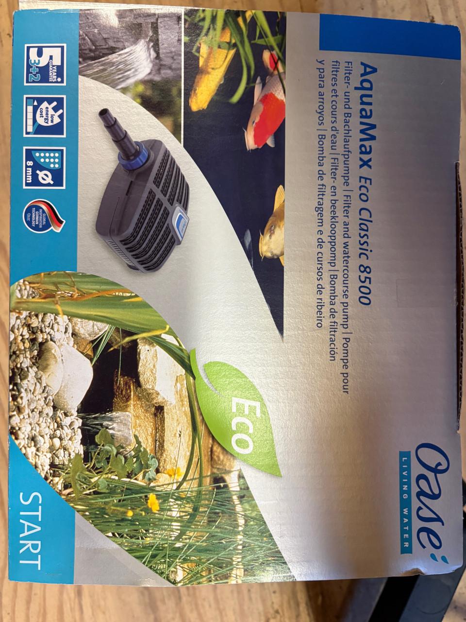 Vijverpomp Aquamax 8500 van Oase