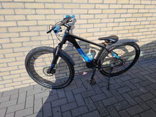 Cube mountainbike 27,5 inch ong 9 t.m 12 jaar