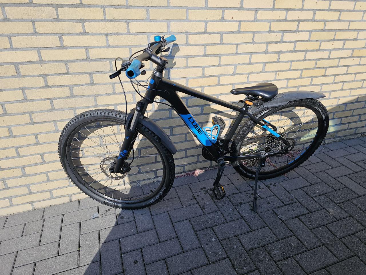 Cube mountainbike 27,5 inch ong 9 t.m 12 jaar