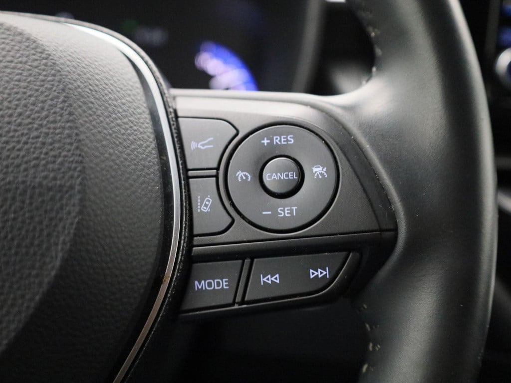Toyota Corolla 2.0 hybrid dynamic | automaat | lmv | cruise control | stoel
