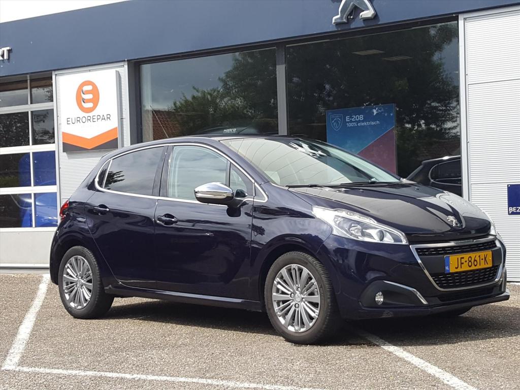 Peugeot 208 allure 1.2 pt-110pk 5d kleurnavigatie applecarplay&androidauto 