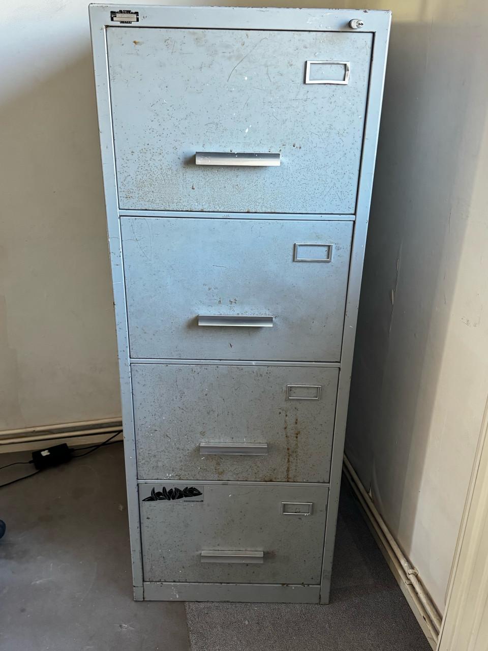 Gispen archiefkast 4 laden