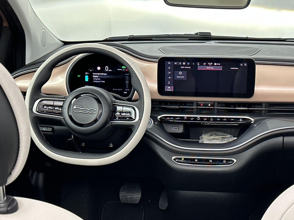 Fiat 500 C la prima 42 kwh || demonstratie model ||