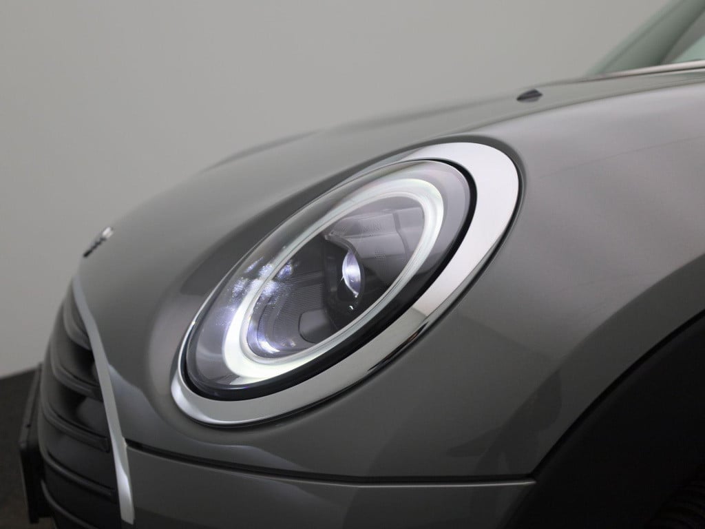 Mini Clubman 1.5 cooper business edition | automaat | navigatie | apple car