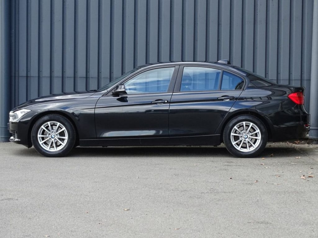 BMW 3-serie 320i executive