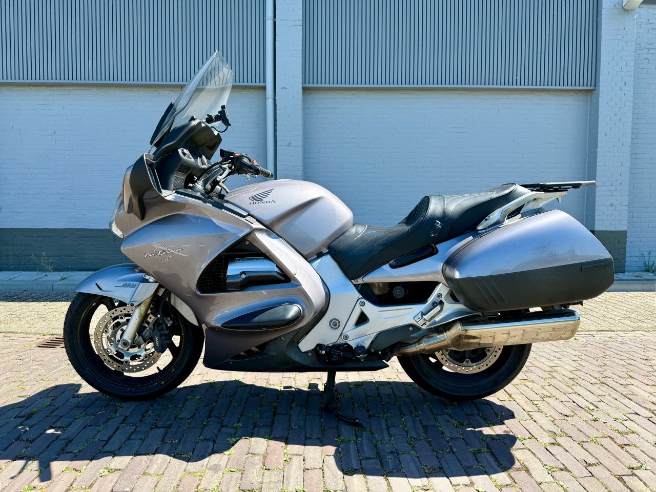 Honda Pan European ST1300 – 2002