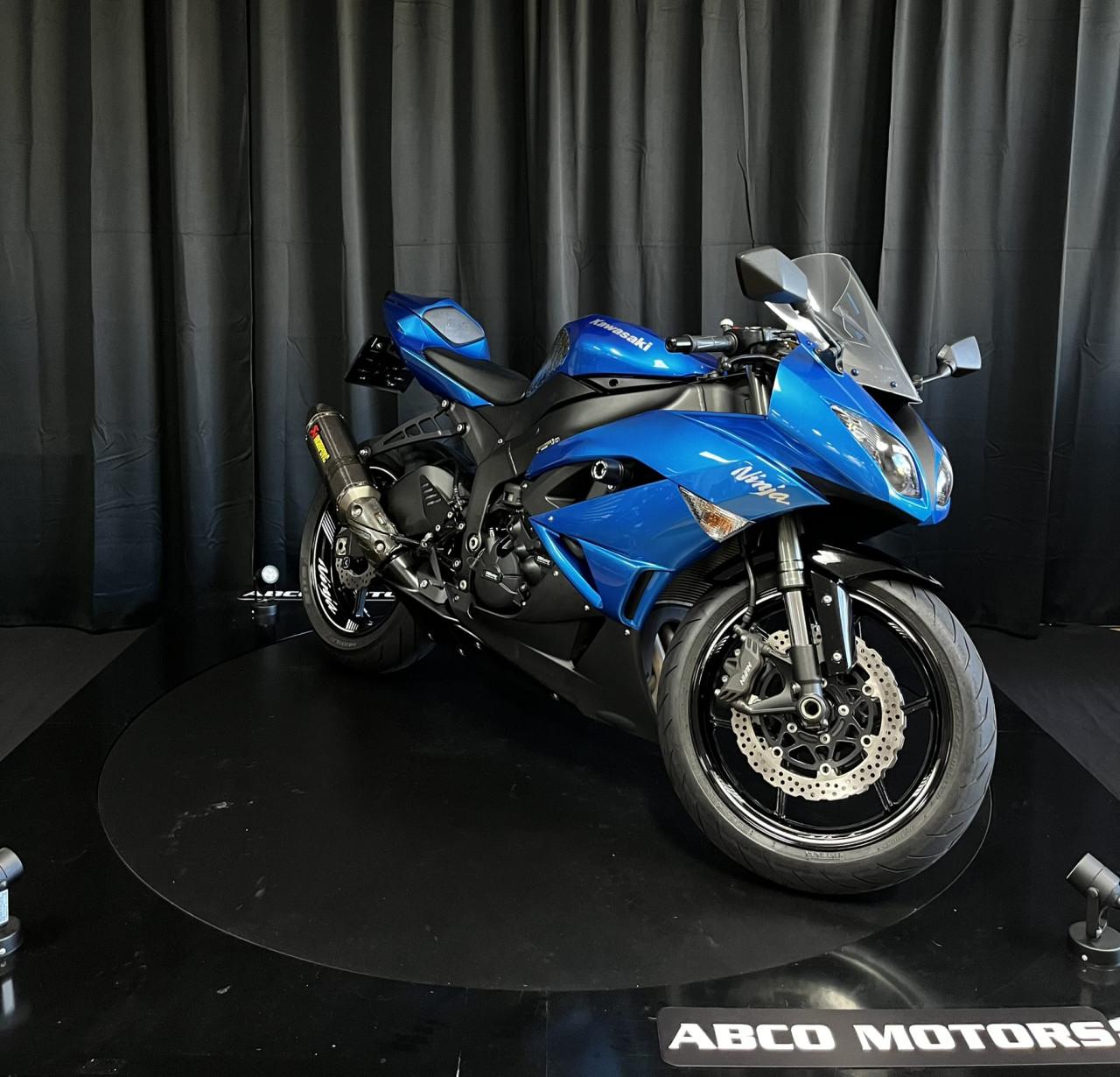 KAWASAKI NINJA ZX-6R