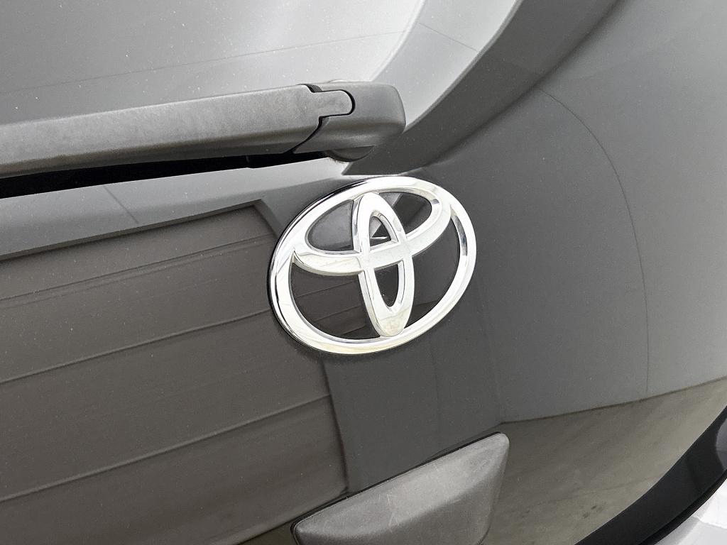 Toyota Aygo x 1.0 vvt-i s-cvt envy automaat | navigatie | jbl soundsystem |