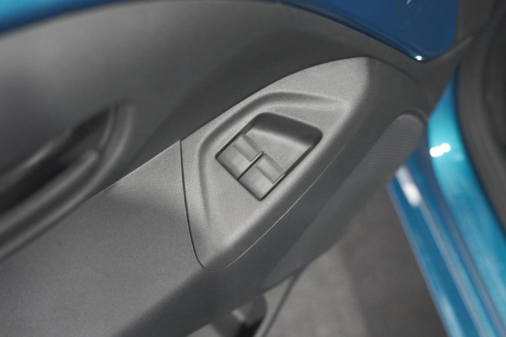 Citroen C1 1.0 vti feel | uniek! | camera | apple carplay | airco