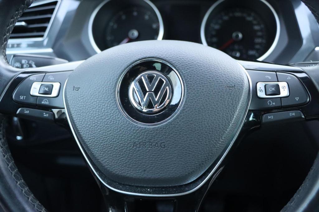 Volkswagen Tiguan 1.4 tsi comfortline executive
