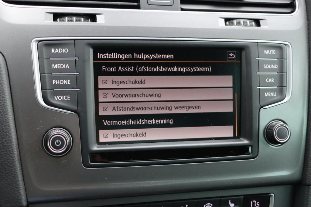 Volkswagen Golf 1.2 tsi connected series 110pk