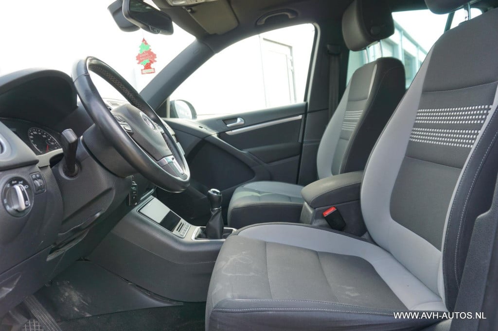 Volkswagen Tiguan 1.4 tsi sport&style 4motion r-line edition