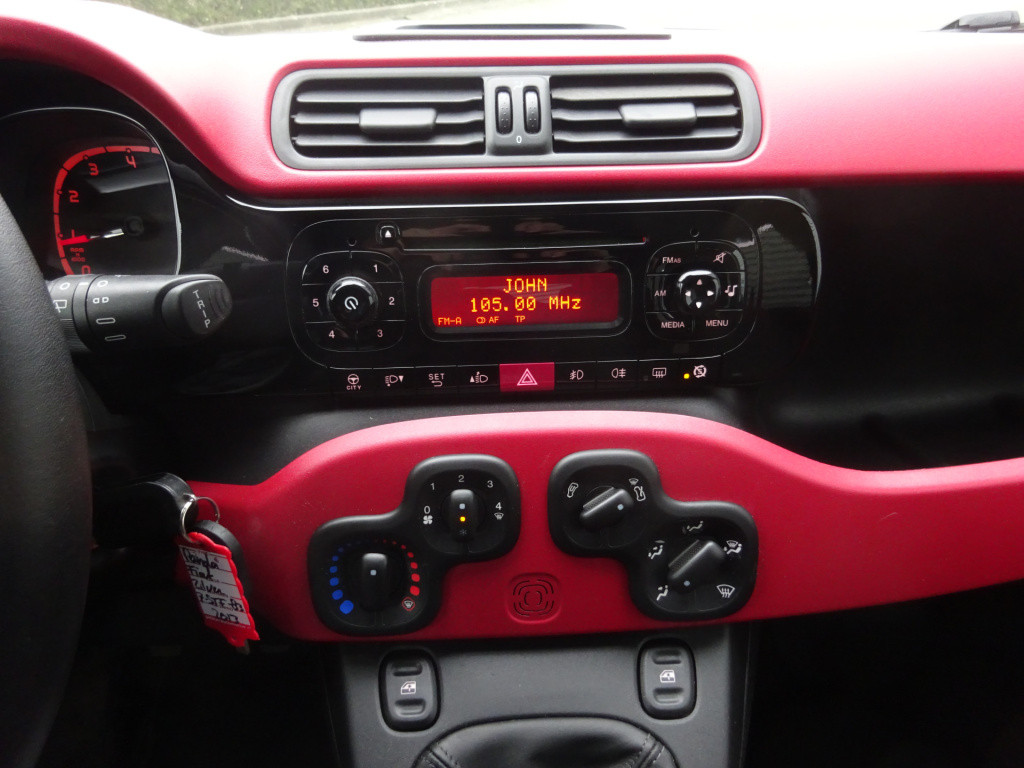 Fiat Panda 0.9 twinair lounge airco / elektr. ramen / cruise control / nap