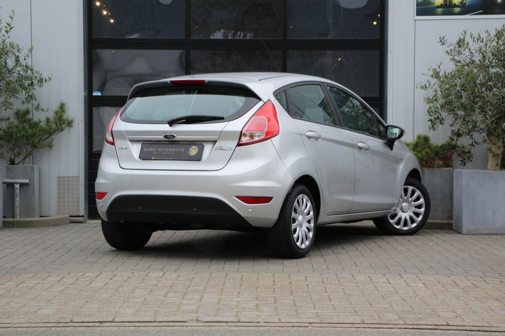 Ford Fiesta 1.0 trend - airco - stoelverwarming - alle doc - 1e eigenaar - 