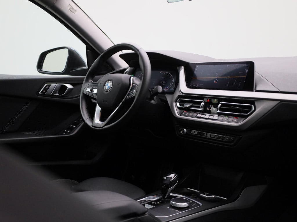 BMW 2-serie gran coupé 218i executive | automaat | apple carplay / android 