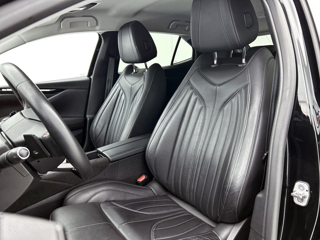 Ds Ds 4 1.2 puretech performance line | automaat | lmv | leder | trekhaak |