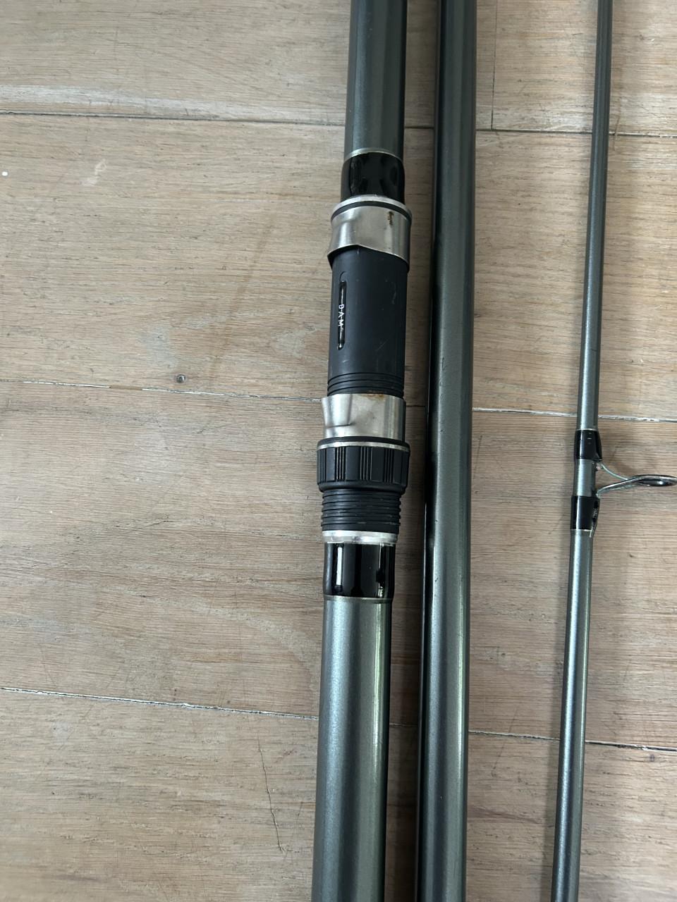 Te koop zeehengel merk Dam onliner surf 200  lang 4.2 meter werpgewicht 200