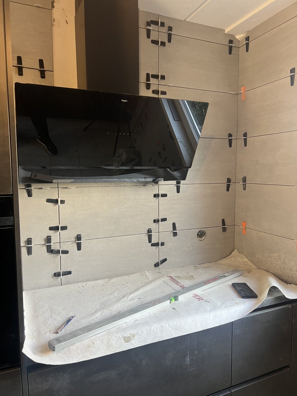 Renoveren? Wij maken uw woning weer als nieuw! 06-42779933