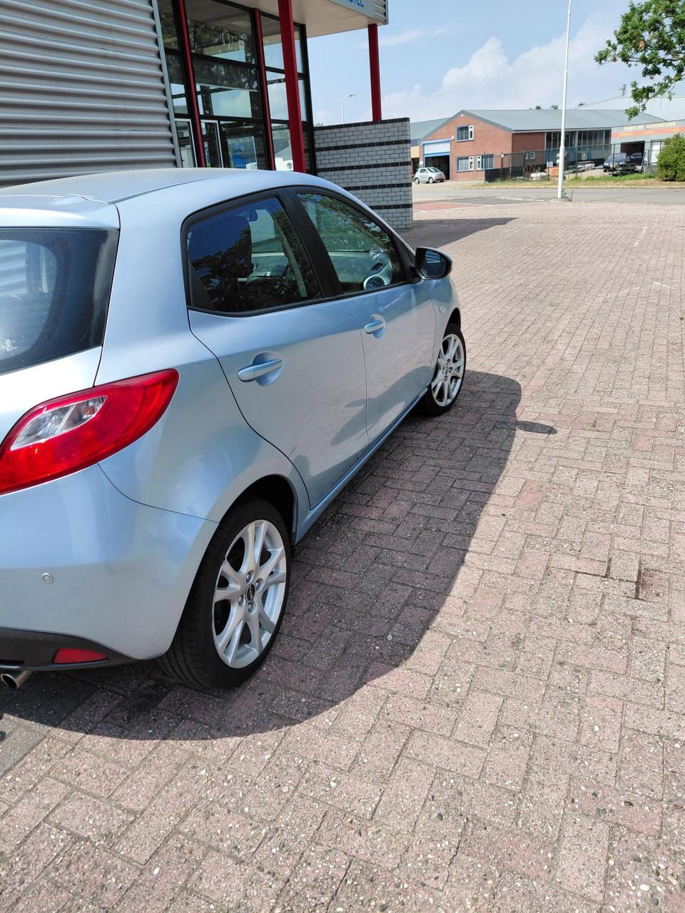 Mazda 2 bj 2008 1400 euro
