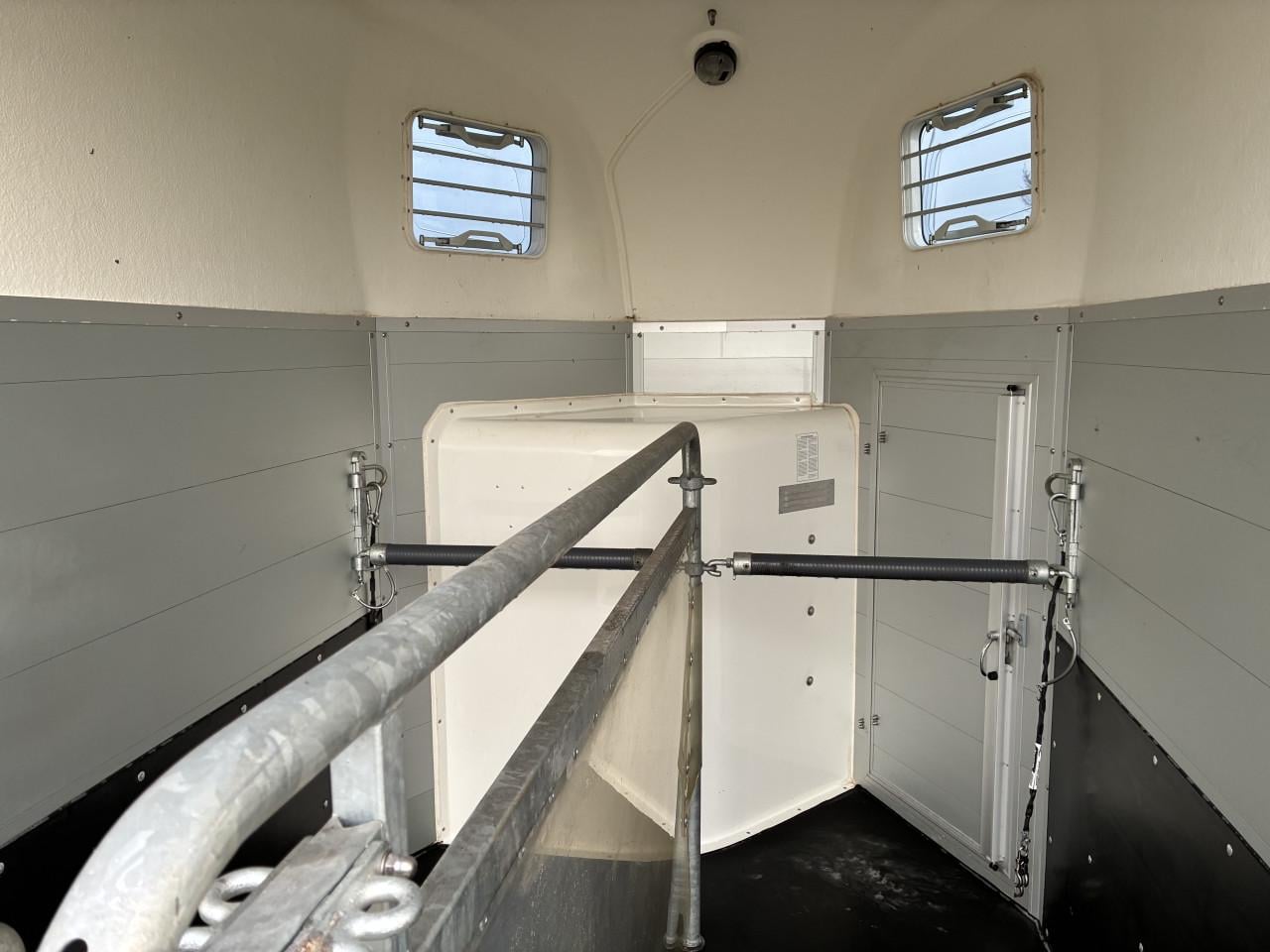 Volledig aluminium 2 paards met zadelkamer