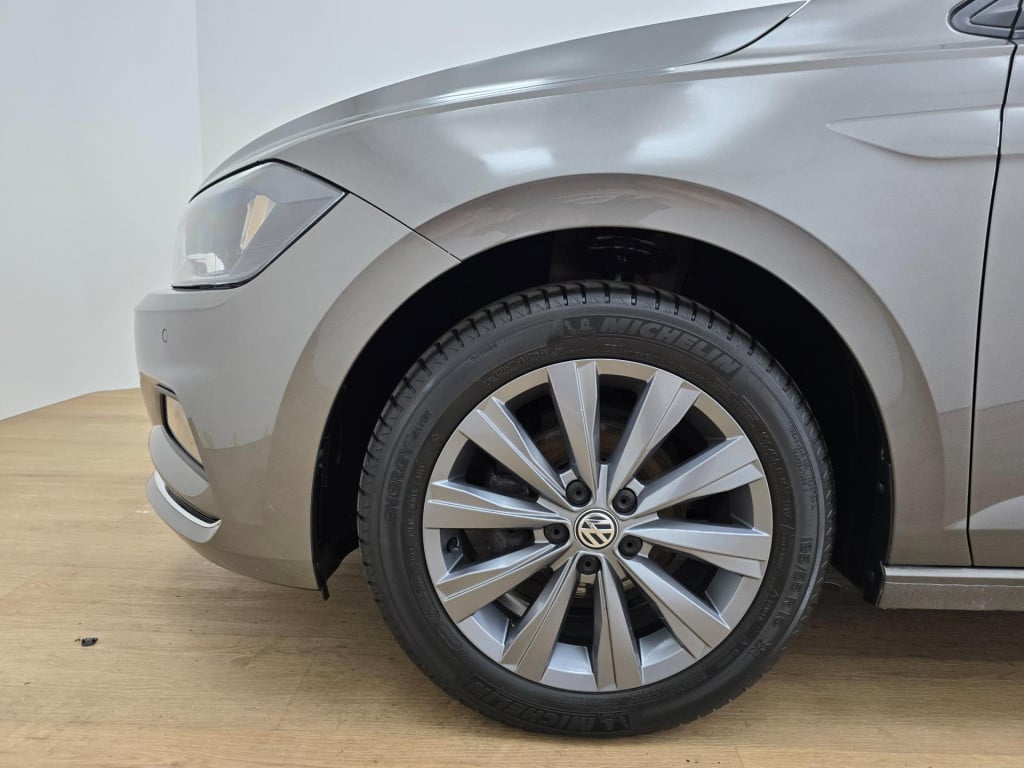 Volkswagen Polo occasion automaat 1.0 tsi highline business r uitvoering | 